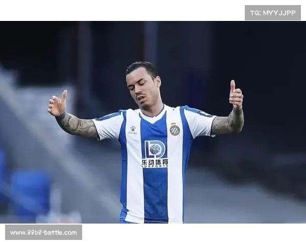 西甲西班牙人德托马斯凌空抽射破网 西甲西班牙人德托马斯凌空抽射破网